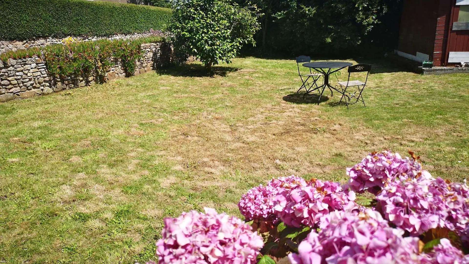Gite Breton Sur La Cote De Granit Rose Pleudaniel Holiday home